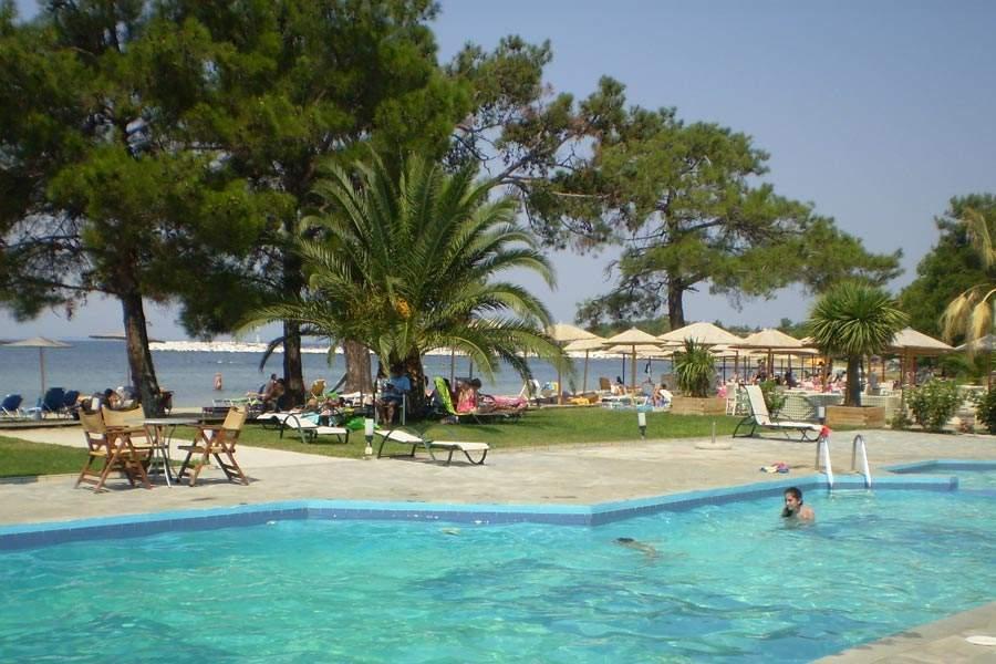 Готель Rachoni Bay Skala Rachoni  Екстер'єр фото