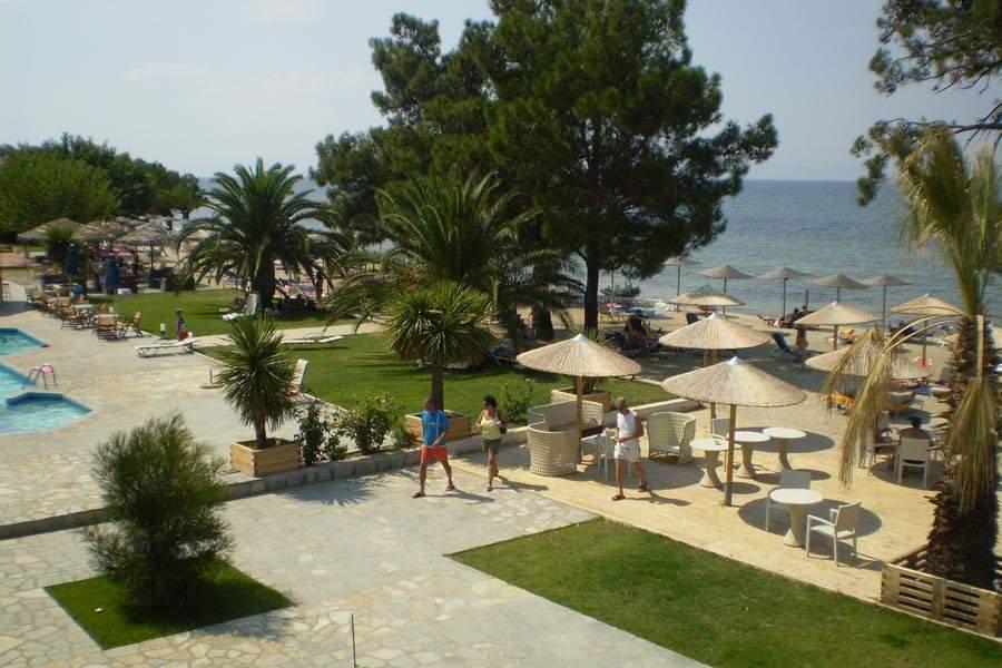 Готель Rachoni Bay Skala Rachoni  Екстер'єр фото
