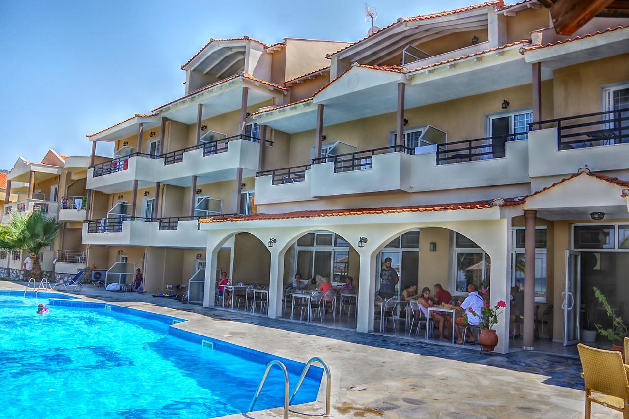 Готель Rachoni Bay Skala Rachoni  Екстер'єр фото